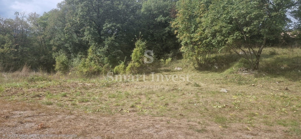 MATULJI - JUŠIĆI, gradbeno zemljišče 1617 m2