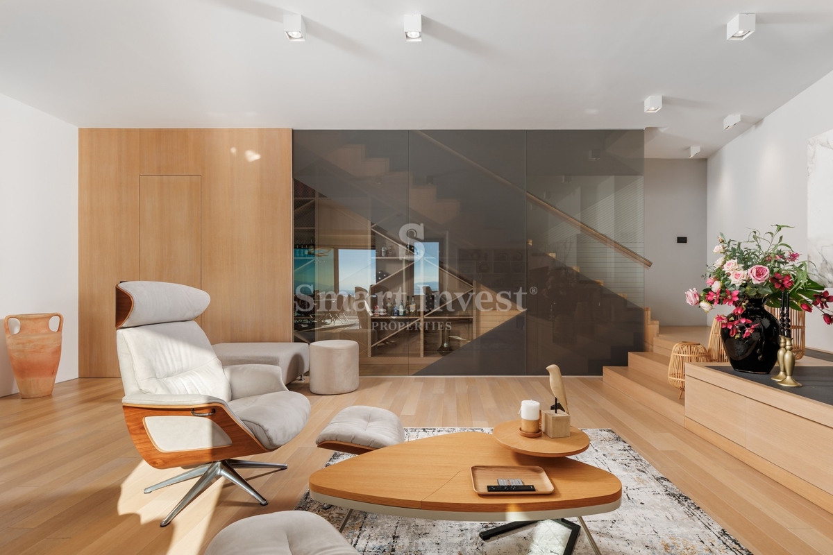 RIJEKA, EKSKLUZIVNA VILLA OB MORJU Z BAZENOM