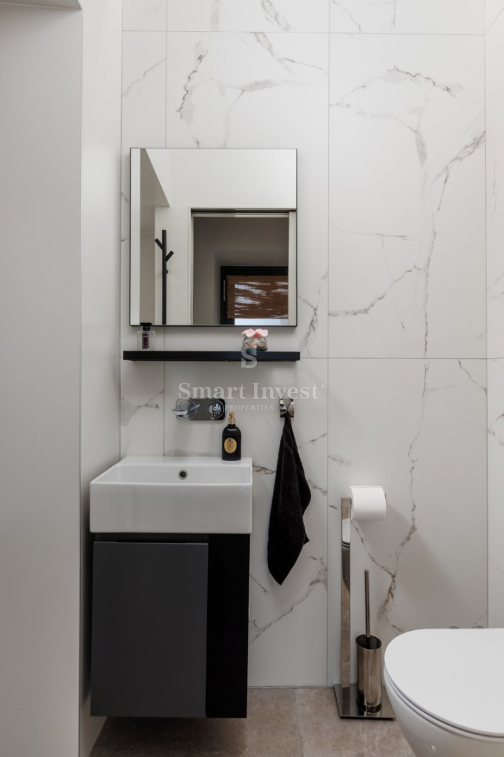 RIJEKA, EKSKLUZIVNA VILLA OB MORJU Z BAZENOM