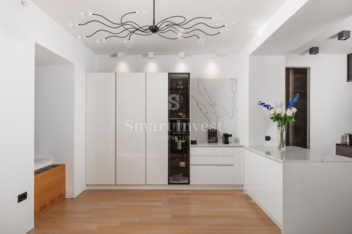 RIJEKA, EKSKLUZIVNA VILLA OB MORJU Z BAZENOM