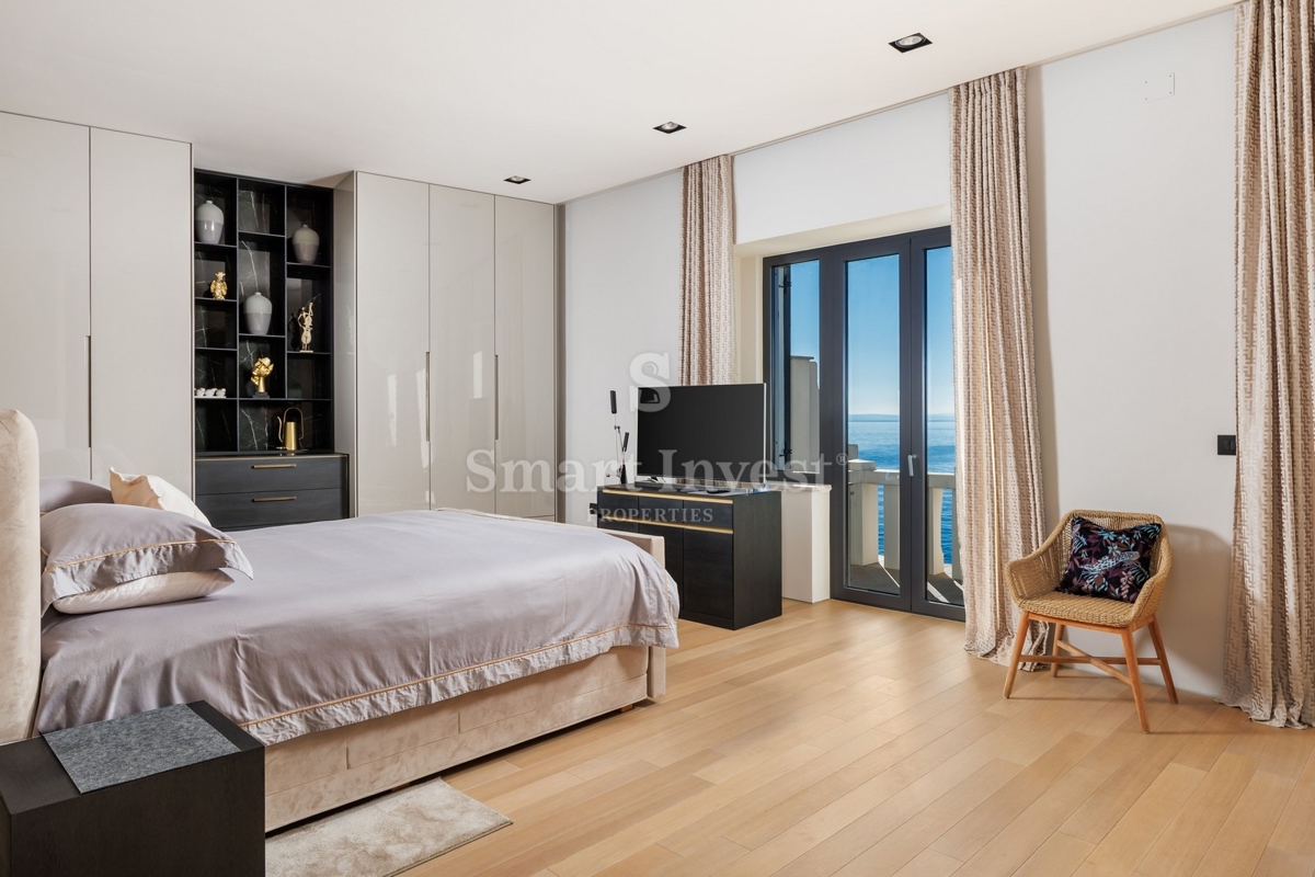 RIJEKA, EKSKLUZIVNA VILLA OB MORJU Z BAZENOM