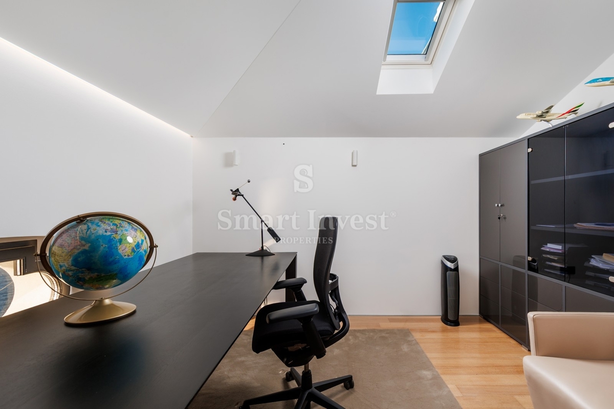 RIJEKA, EKSKLUZIVNA VILLA OB MORJU Z BAZENOM