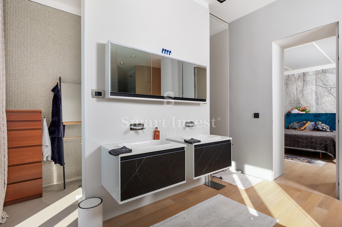 RIJEKA, EKSKLUZIVNA VILLA OB MORJU Z BAZENOM