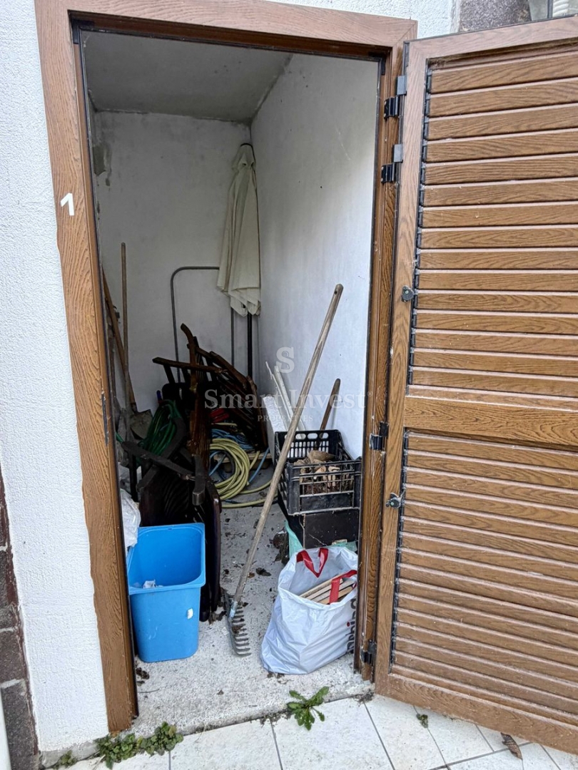 DELNICE, očarljiva lesena hiša, obdana z naravo