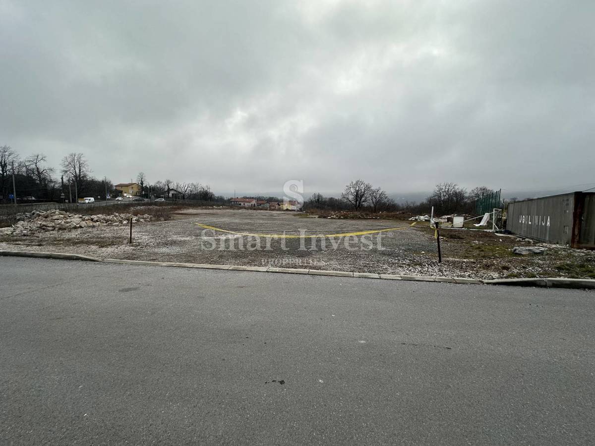 Zemljišče Viškovo, 4.900m2