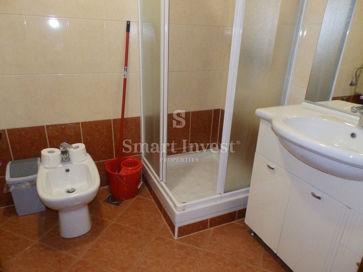 OPATIJA, Villa with 15 apartments near the sea, for sale