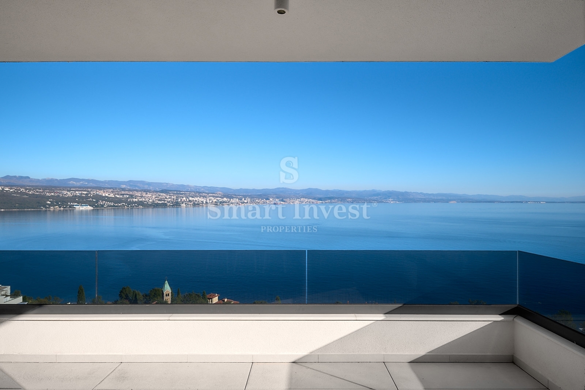 OPATIJA, luksuzno 3-s stanovanje z odprtim pogledom na morje in garažo (S2)