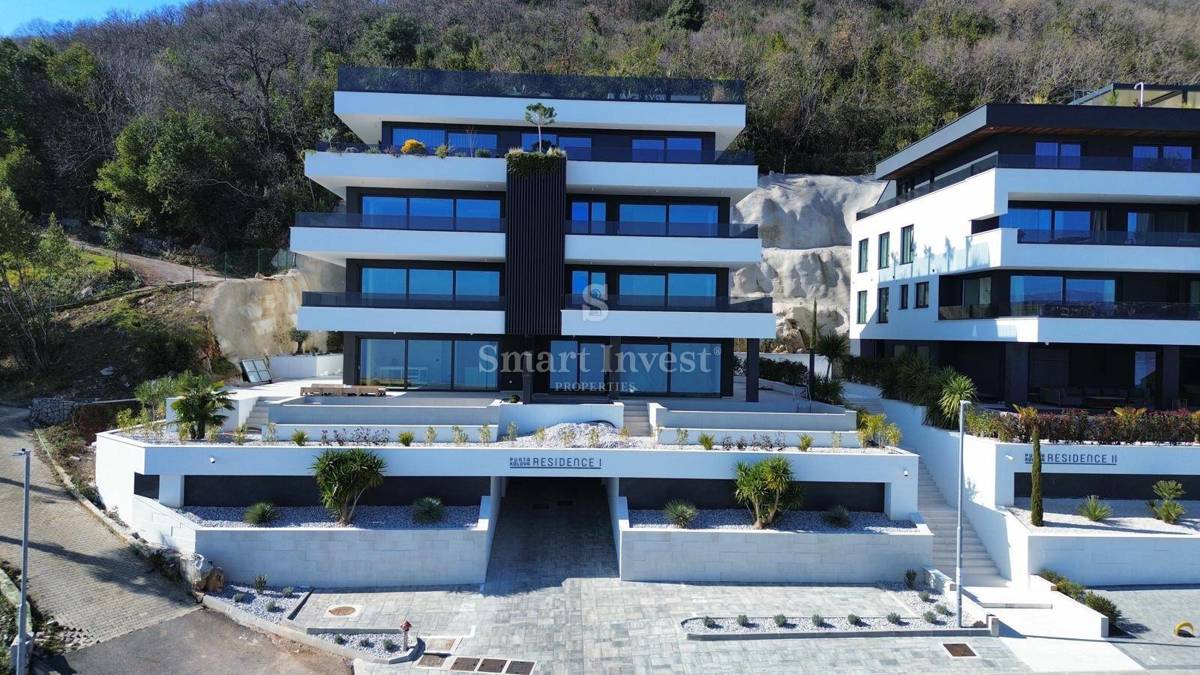 OPATIJA, luksuzno 3-s stanovanje z odprtim pogledom na morje in garažo (S2)