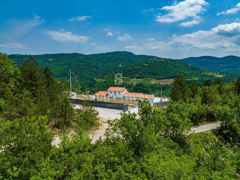 ISTRA - DRAGUĆ, Luksuzna samotna sredozemska posest, 20.000 m2!