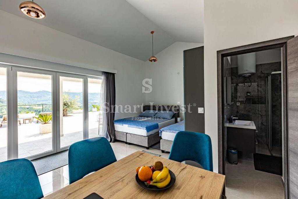 ISTRA - DRAGUĆ, Luksuzna samotna sredozemska posest, 20.000 m2!
