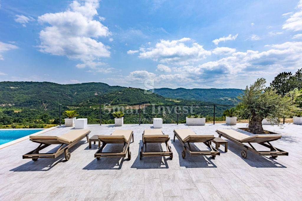 ISTRA - DRAGUĆ, Luksuzna samotna sredozemska posest, 20.000 m2!