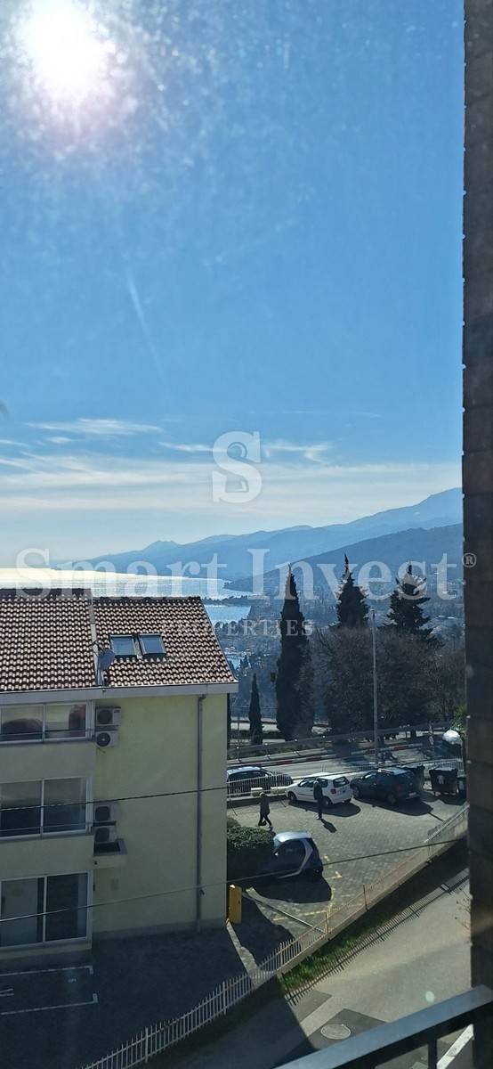 OPATIJA, Novo 4-sobno stanovanje s čudovitim pogledom na morje, prodamo