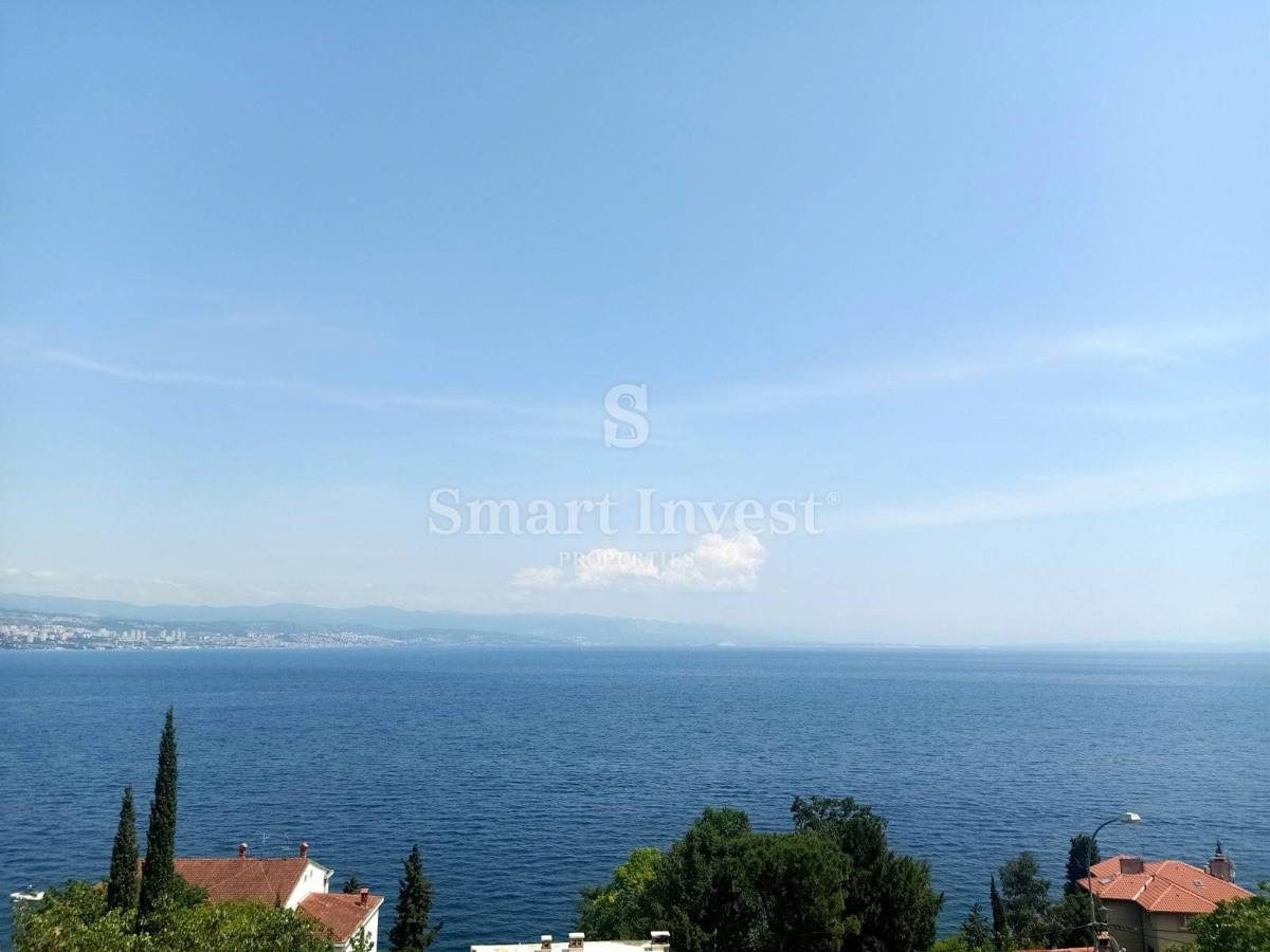 OPATIJA, stanovanje v čudoviti vili s čudovitim pogledom na morje