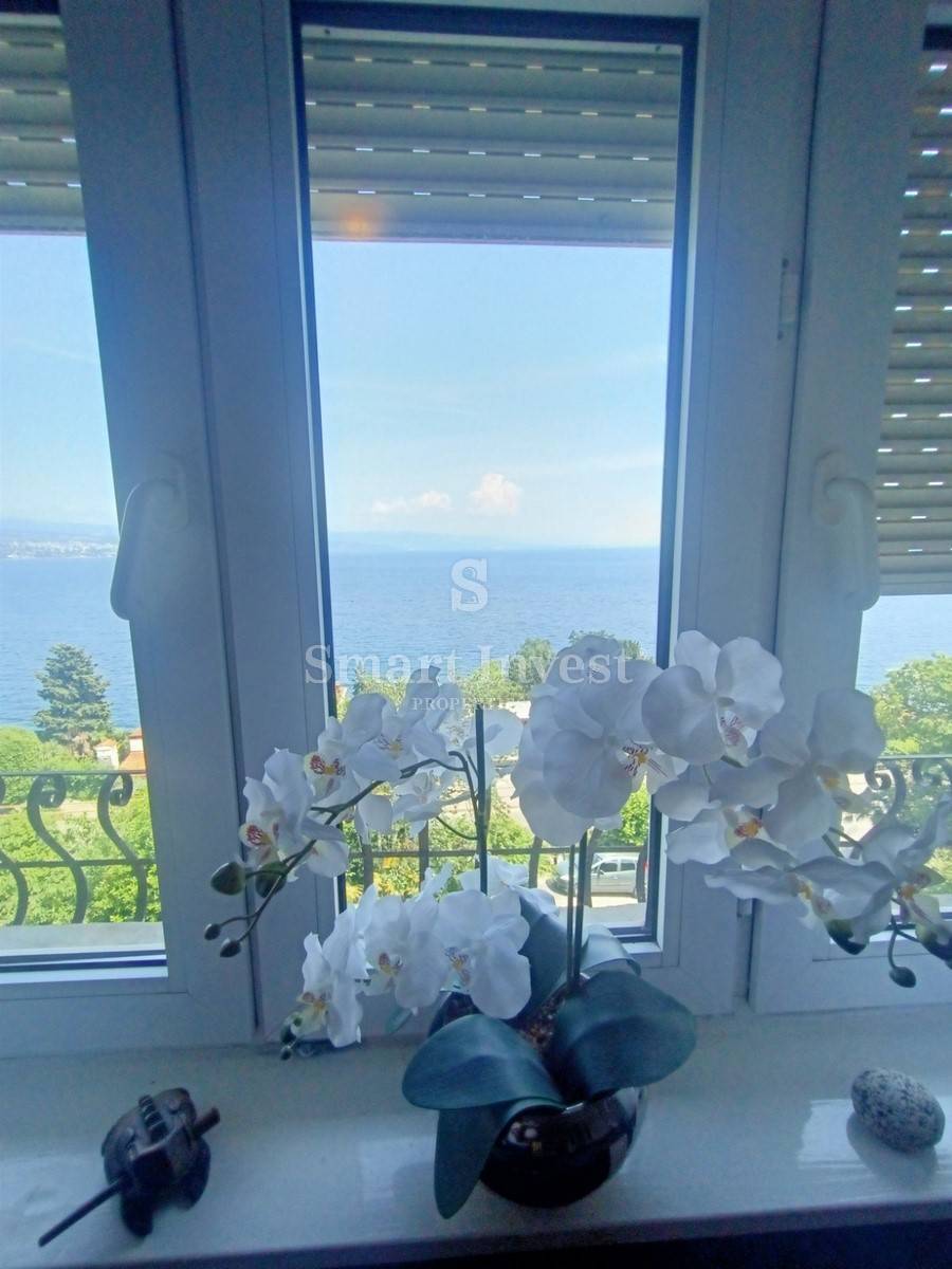 OPATIJA, stanovanje v čudoviti vili s čudovitim pogledom na morje