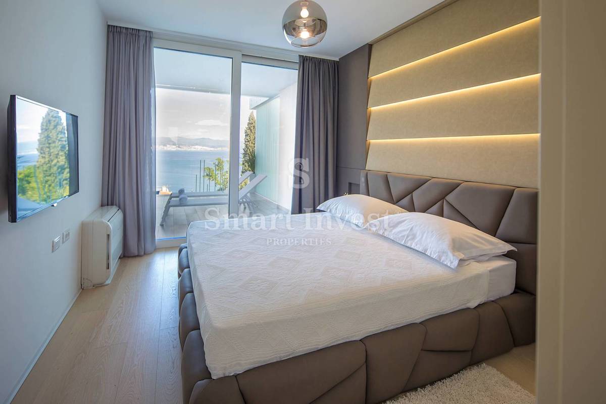 OPATIJA, luksuzno 2-sobno stanovanje z vrtom in pogledom na morje