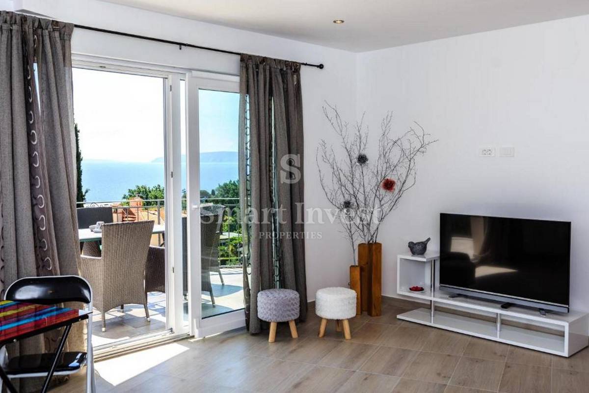 OPATIJA - IKA, čudovita vila z bazenom in pogledom na morje