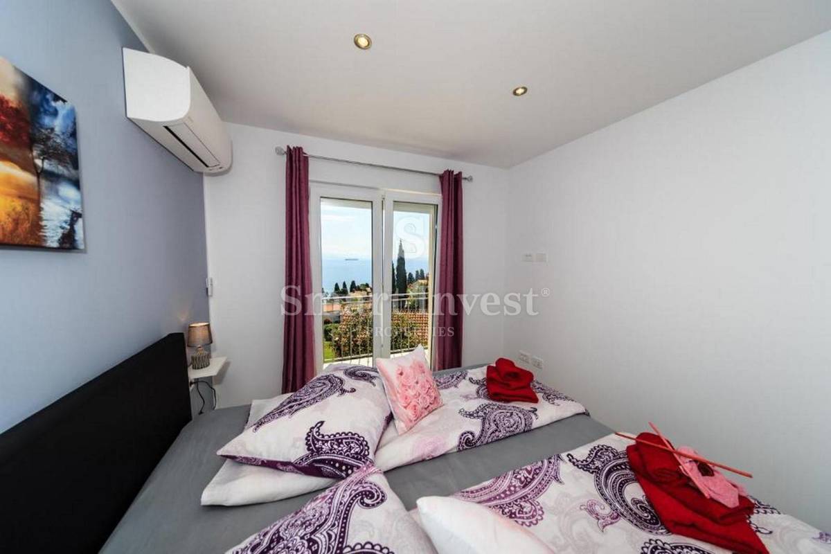 OPATIJA - IKA, čudovita vila z bazenom in pogledom na morje