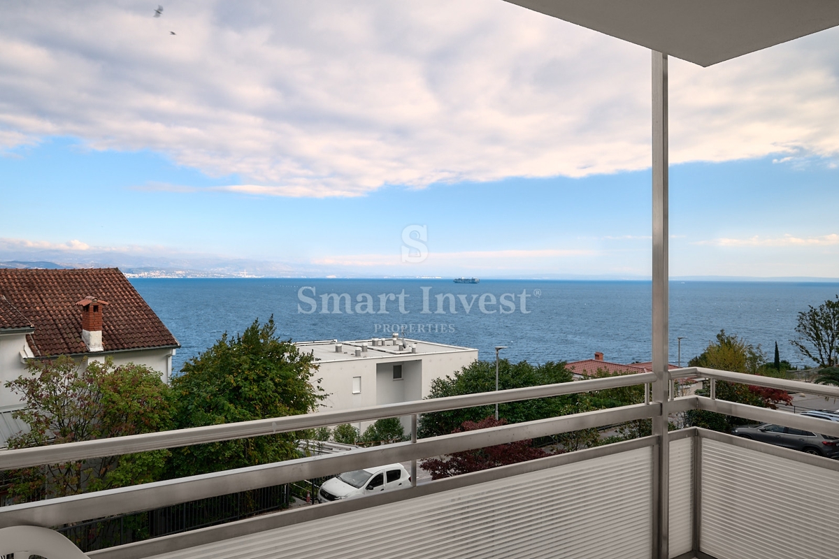 OPATIJA, 3-sobno stanovanje s pogledom na morje in garažo