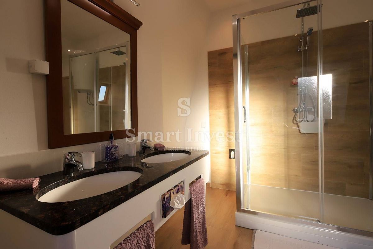 Stanovanje Opatija - Centar, Opatija, 170m2