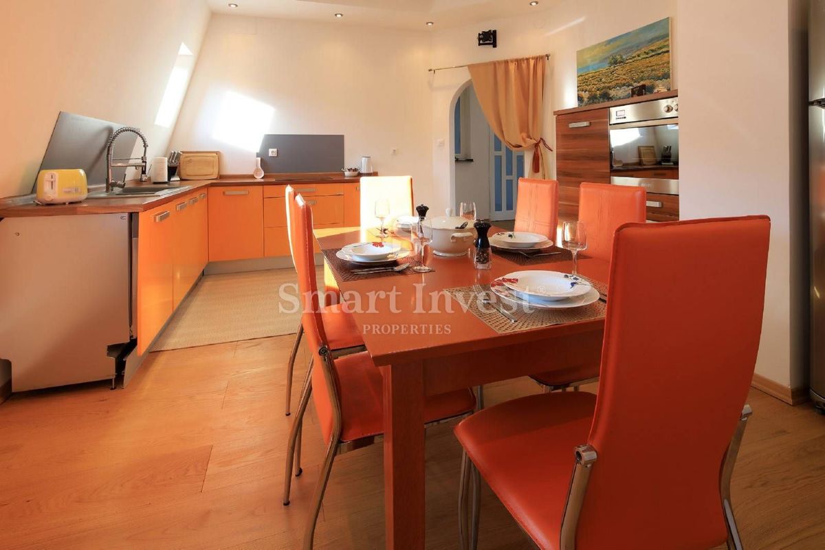 Stanovanje Opatija - Centar, Opatija, 170m2