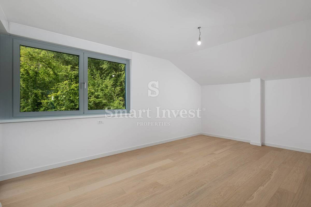 OPATIJA, luksuzen penthouse z bazenom in panoramskim pogledom na morje