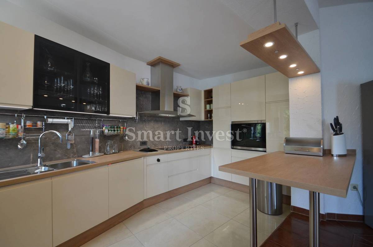 Hiša Bregi, Matulji, 430m2