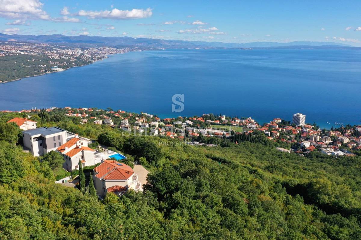 Hiša Bregi, Matulji, 430m2