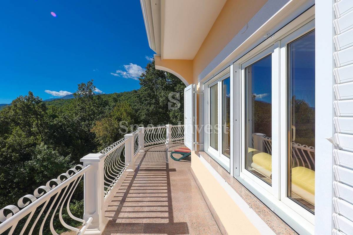 Hiša Bregi, Matulji, 430m2