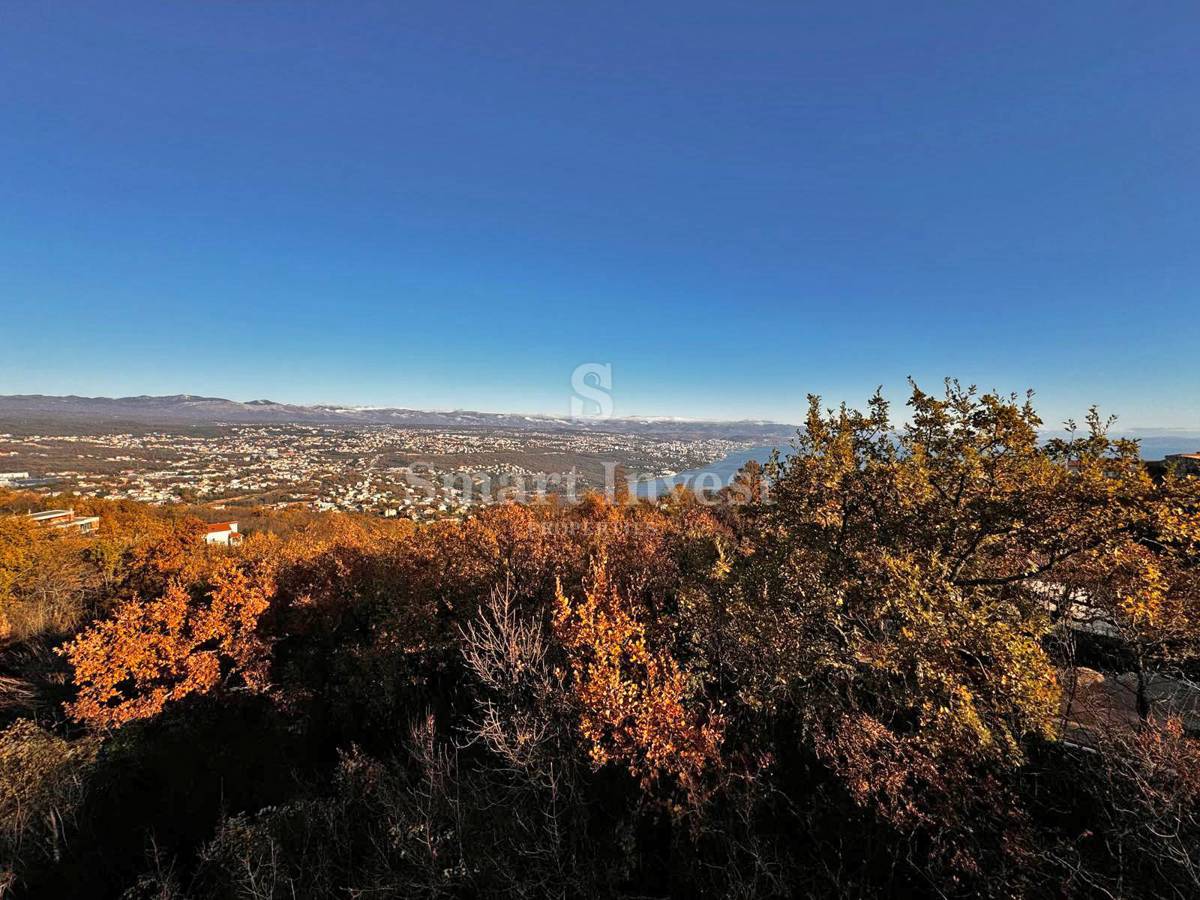 OPATIJA - BREGI, 3-s stanovanje s pogledom na morje, v stavbi z bazenom