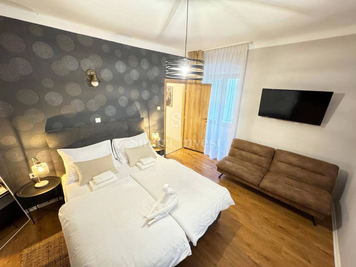RIJEKA - CENTER, dva apartmaja z uveljavljeno dejavnostjo turističnega oddajanja