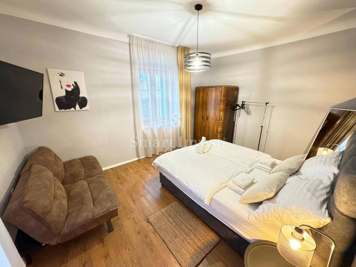 RIJEKA - CENTER, dva apartmaja z uveljavljeno dejavnostjo turističnega oddajanja