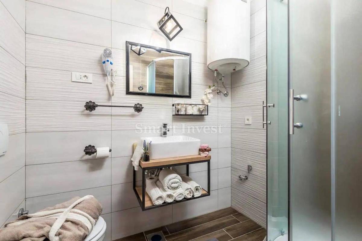 RIJEKA - CENTER, dva apartmaja z uveljavljeno dejavnostjo turističnega oddajanja