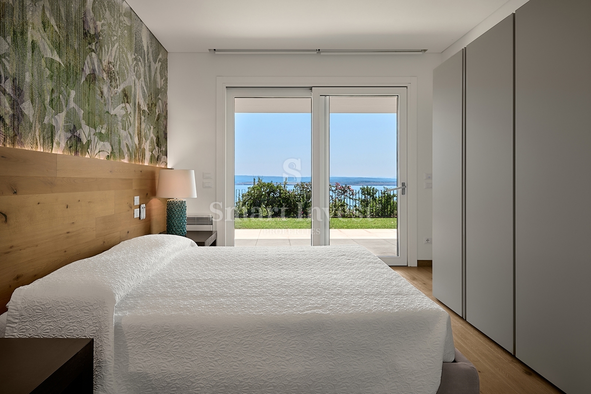 CRIKVENICA - DRAMALJ, moderna vila s pogledom na morje