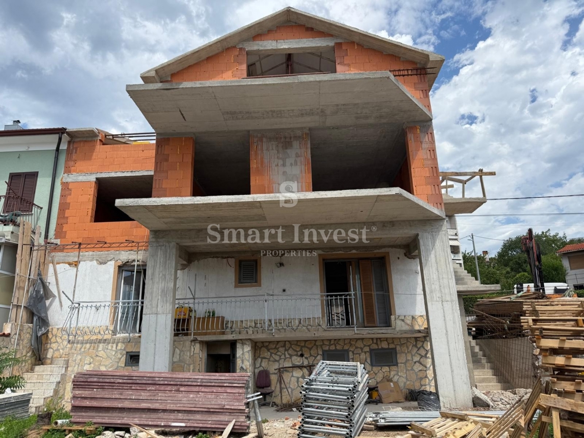 MATULJI - CENTER, novo 4-sobno stanovanje s pogledom na morje