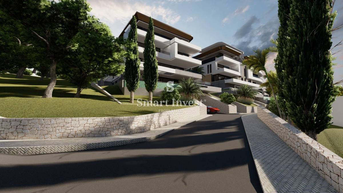 OPATIJA, gradbeno zemljišče z začeto gradnjo, pogled na morje!