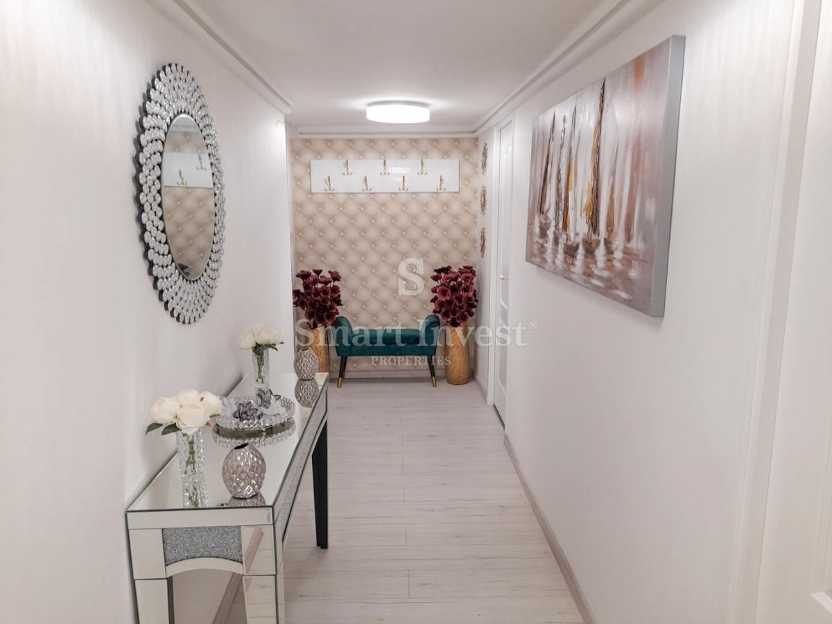 OPATIJA - CENTER, na novo prenovljeno stanovanje v vili ob morju