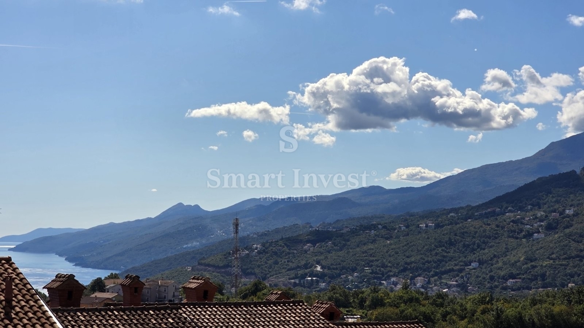 OPATIJA - MATULJI, dupleks 4-sobno stanovanje s pogledom na morje