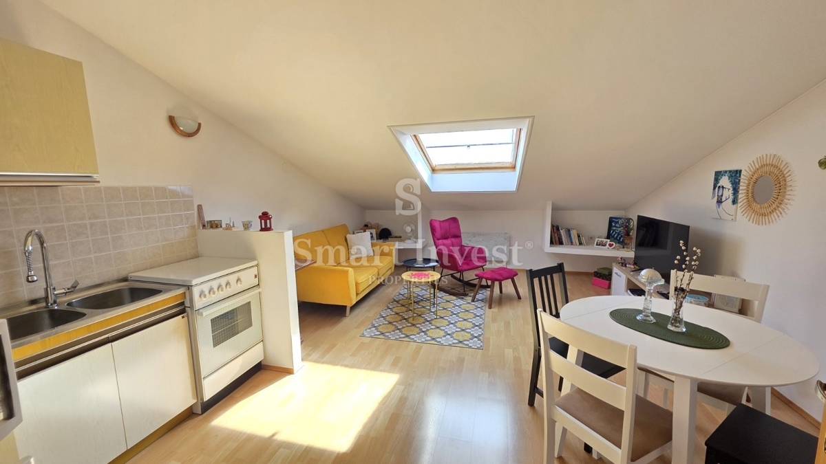 OPATIJA - MATULJI, dupleks 4-sobno stanovanje s pogledom na morje