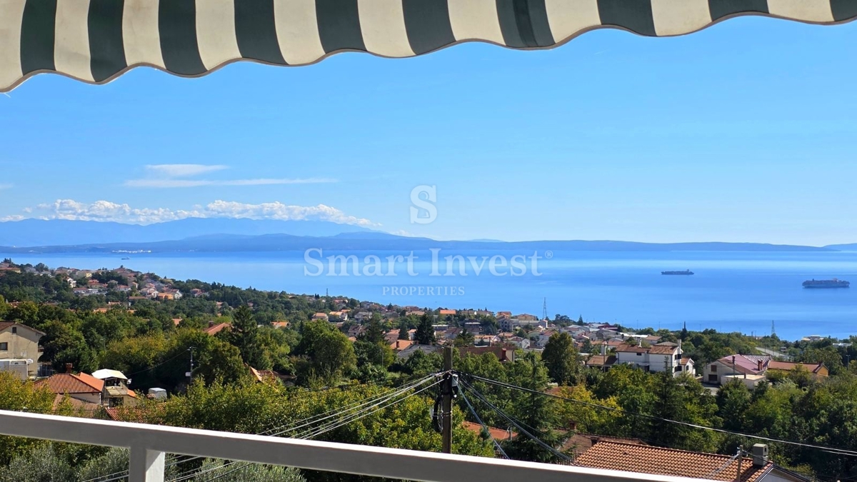 OPATIJA - MATULJI, dupleks 4-sobno stanovanje s pogledom na morje