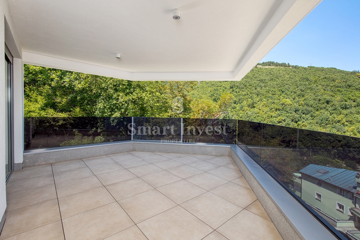 OPATIJA, luksuzno 5-OPATIJA, luksuzno 3-sobno stanovanje v novogradnji z bazenomsobno stanovanje s pogledom na morje