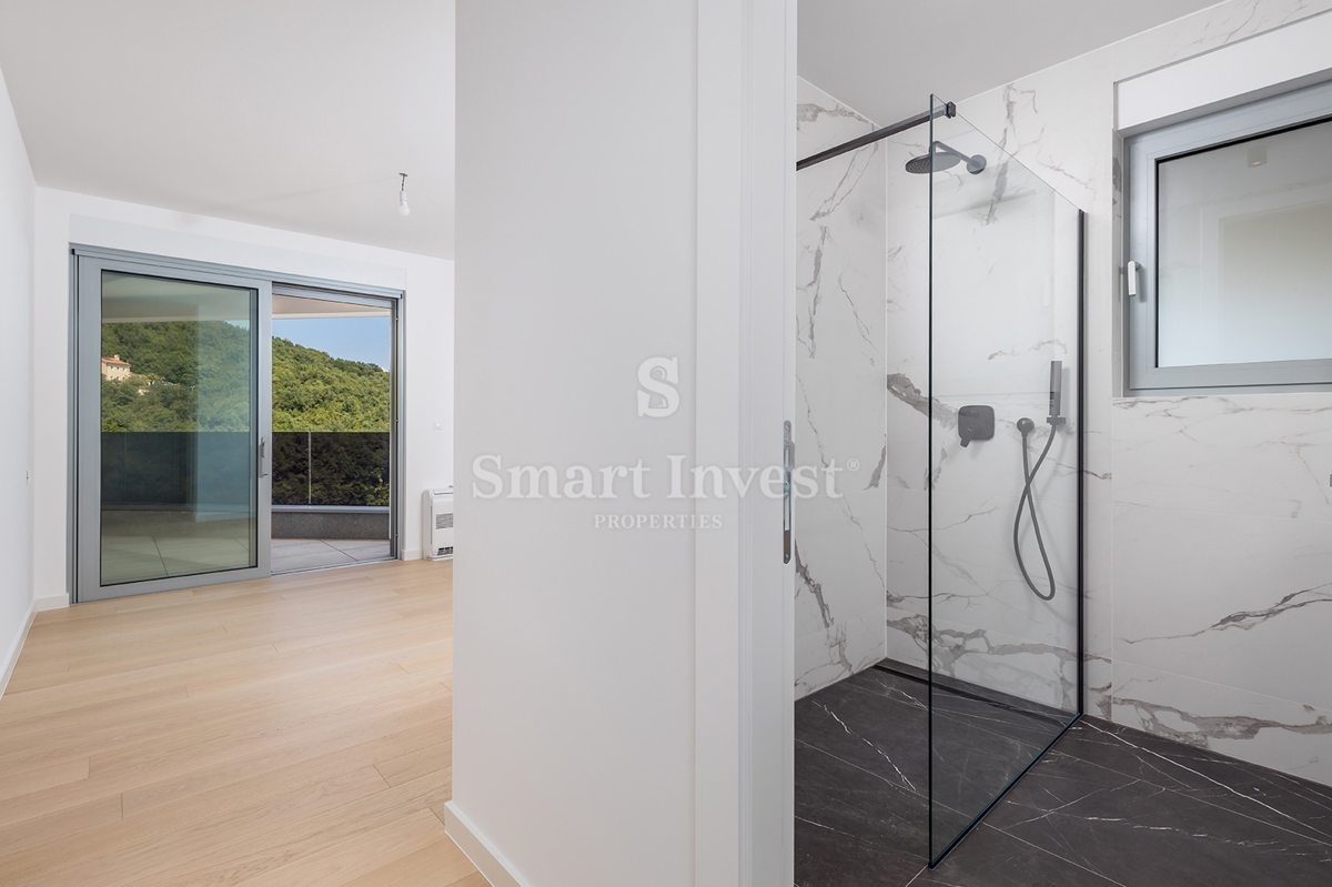 OPATIJA, luksuzno 5-OPATIJA, luksuzno 3-sobno stanovanje v novogradnji z bazenomsobno stanovanje s pogledom na morje