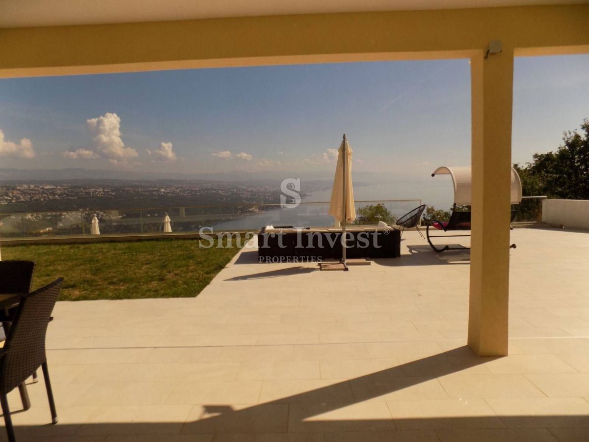 Hiša Bregi, Matulji, 550m2