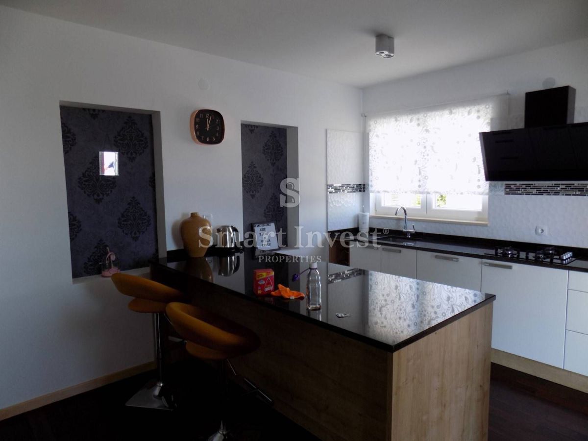 Hiša Bregi, Matulji, 550m2