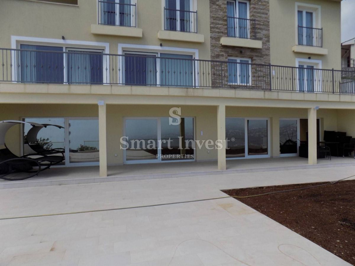 Hiša Bregi, Matulji, 550m2