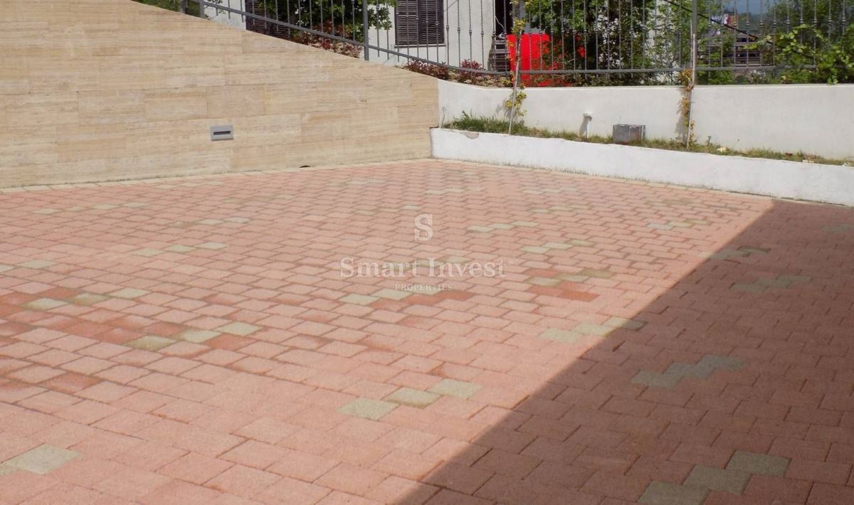 Hiša Bregi, Matulji, 550m2