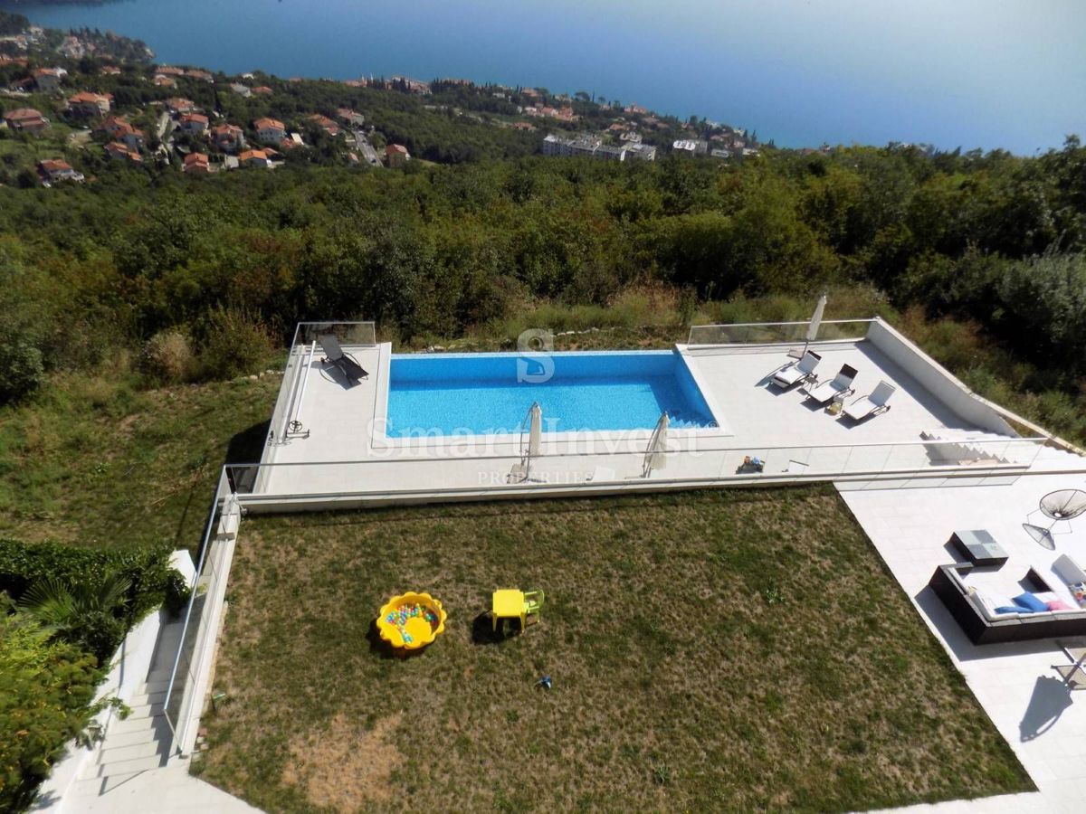 Hiša Bregi, Matulji, 550m2