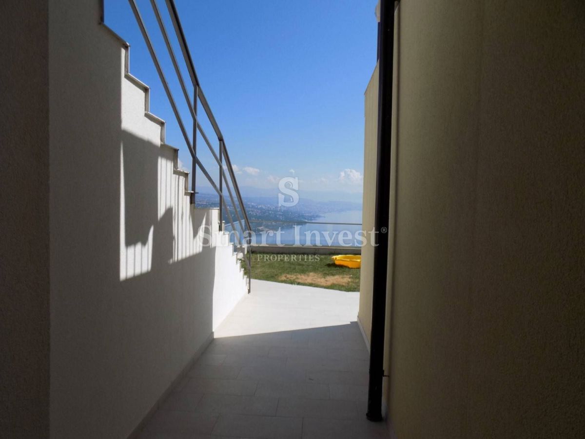 Hiša Bregi, Matulji, 550m2
