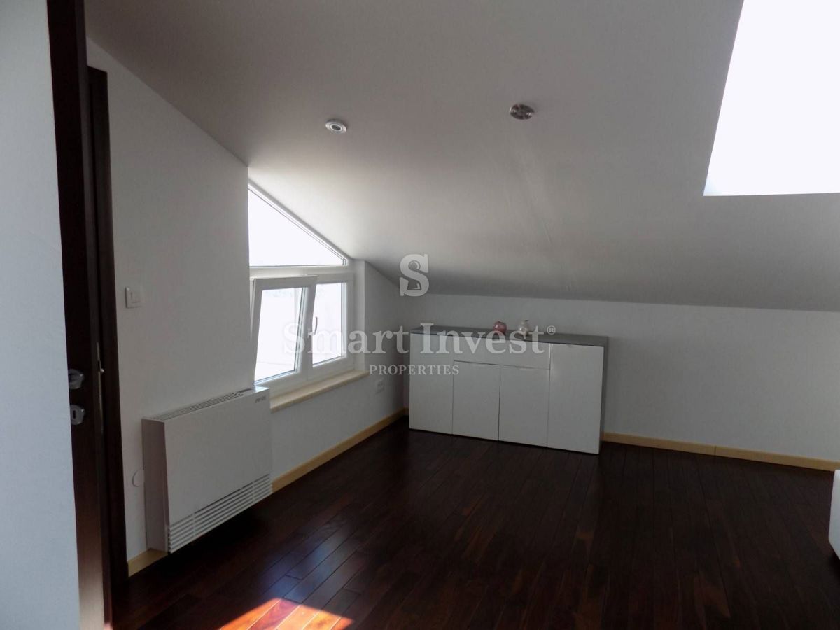 Hiša Bregi, Matulji, 550m2