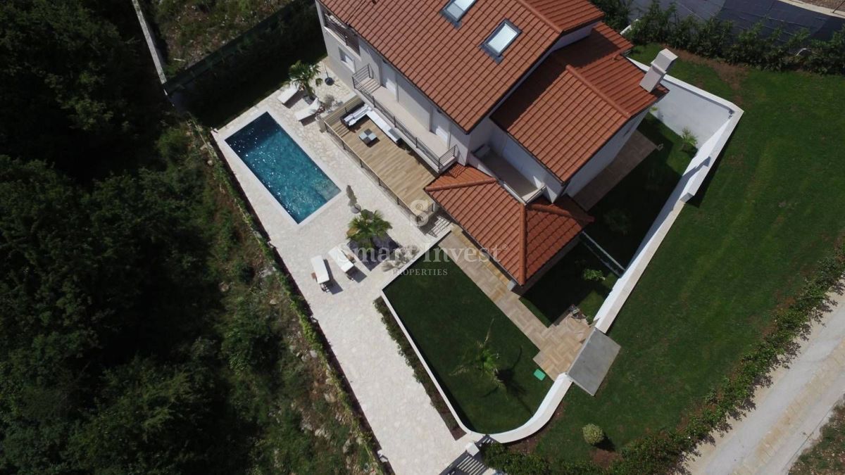Hiša Bregi, Matulji, 235m2