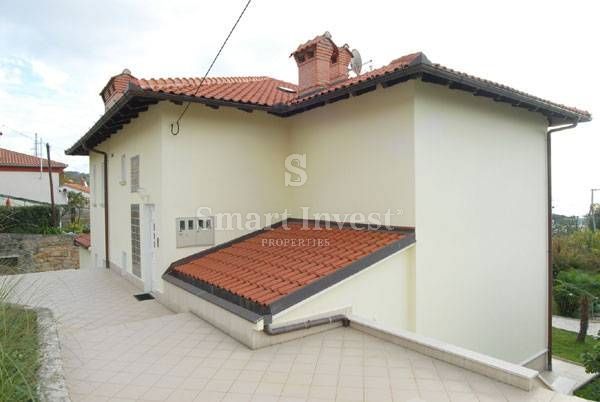 Hiša Matulji, 370m2